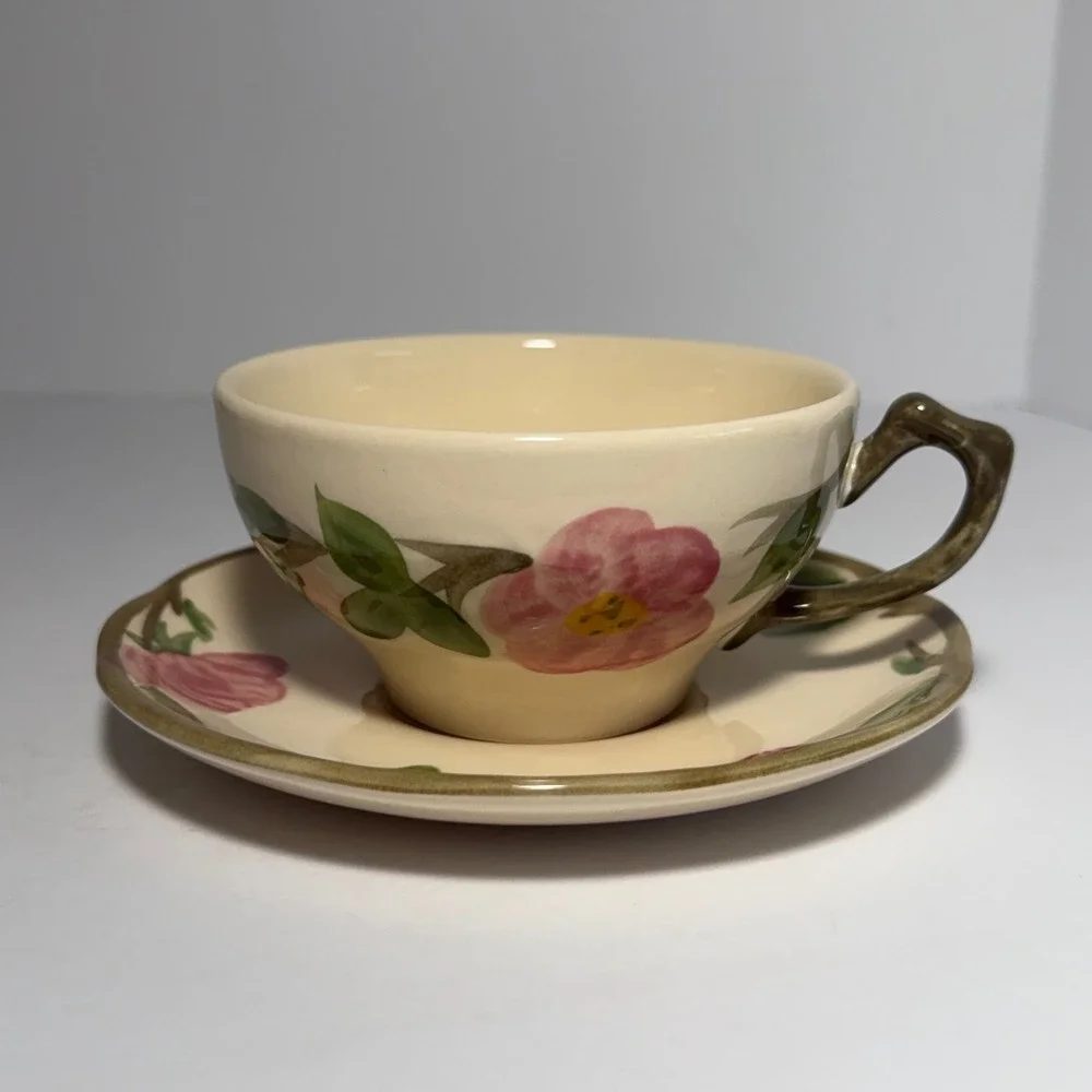 Franciscan Desert Rose Tea Cups and Saucers Set of 4 Johnson Brothers England